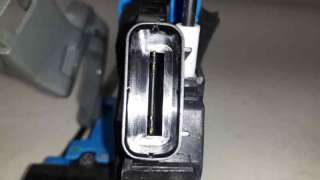 Recambio de cerradura puerta trasera derecha para kia cee´d 2006-2012 drive referencia OEM IAM 81420A2100  
