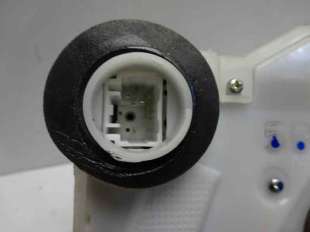 Recambio de cerradura puerta delantera derecha para toyota yaris 2011-2014 active hybrid referencia OEM IAM    2