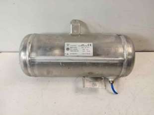 Recambio de acumulador central amortiguacion para porsche cayenne (typ 9pa) 2002-2007 s referencia OEM IAM 7L0616202A  
