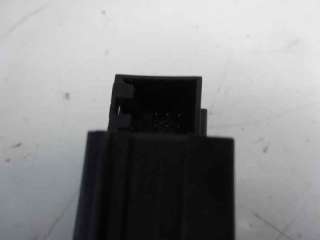 Recambio de warning para audi a4 ber. (b8) 2007-2015 e referencia OEM IAM 8K1941509  