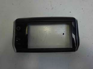 Recambio de moldura para peugeot 208 2012-2019 allure referencia OEM IAM 9673861377   2