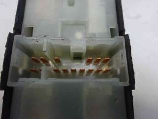 Recambio de mando elevalunas delantero izquierdo para nissan almera tino (v10m) 2000-2006 acenta referencia OEM IAM   