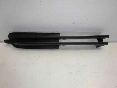 Recambio de rejilla paragolpes derecha para bmw serie 3 berlina (e46) 1998-2006 referencia OEM IAM 51118226612 107060804 BM01821