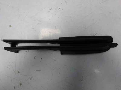 Recambio de rejilla paragolpes izquierda para bmw serie 3 berlina (e46) 1998-2006 referencia OEM IAM 51118226611 107060805 BM018