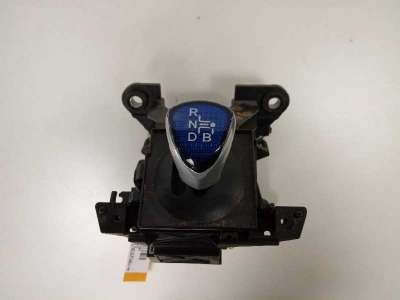 Recambio de palanca cambio para toyota auris 2006-2012 hybrid active referencia OEM IAM   