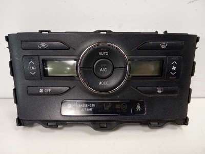 Recambio de mando climatizador para toyota auris 2006-2012 hybrid active referencia OEM IAM 5590002350  