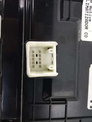 Recambio de mando climatizador para toyota auris 2006-2012 hybrid active referencia OEM IAM 5590002350  