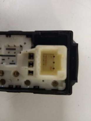 Recambio de mando elevalunas trasero izquierdo para toyota auris 2006-2012 hybrid active referencia OEM IAM 192801   2