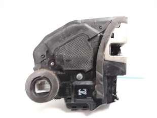 Recambio de cerradura puerta trasera derecha para toyota auris 2006-2012 hybrid active referencia OEM IAM    2