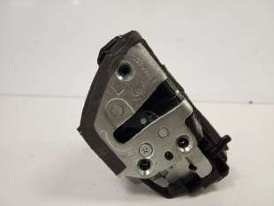Recambio de cerradura puerta trasera izquierda para toyota auris 2006-2012 hybrid active referencia OEM IAM   