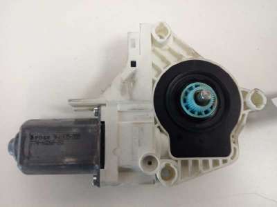 Recambio de motor elevalunas delantero izquierdo para audi a4 ber. (b8) 2007-2015 e referencia OEM IAM 8K0959801A  