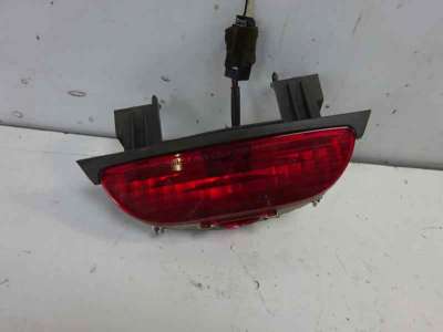 Recambio de luz central de freno para kia carnival 1999-2001 td ls referencia OEM IAM 0K56A51580B77  