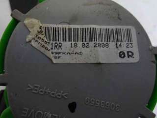 Recambio de cinturon seguridad delantero derecho para toyota yaris 2008-2011 1.4 turbodiesel cat referencia OEM IAM 732100D200  