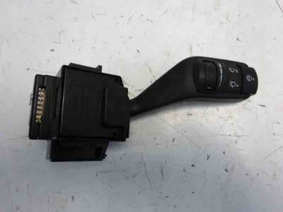 Recambio de mando limpia para ford focus berlina (cap) 2004-2007 sport referencia OEM IAM 4M5T17A553BD  