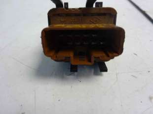 Recambio de mando elevalunas delantero izquierdo para renault scenic ii 2003-2009 authentique referencia OEM IAM    2