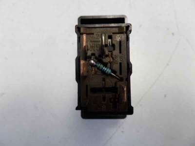 Recambio de warning para opel astra g berlina 1998-2004 edition referencia OEM IAM 09131728 09138059 