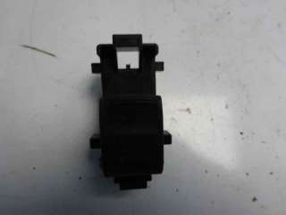Recambio de mando elevalunas delantero derecho para toyota yaris 2011-2014 active hybrid referencia OEM IAM   