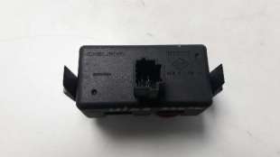 Recambio de warning para renault modus 2004-2008 1.4 16v referencia OEM IAM 8200214896 8200483813 8200409382 2