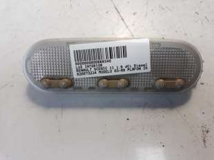 Recambio de luz interior para renault scenic ii 2003-2009 1.9 dci diesel referencia OEM IAM 820073234  