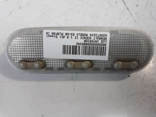 Recambio de luz interior para renault scenic ii 2003-2009 1.9 dci diesel referencia OEM IAM 820073234  