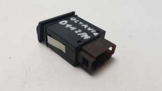 Recambio de interruptor para skoda octavia berlina (1u2) 2000-2010 elegance referencia OEM IAM   