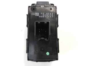 Recambio de mando elevalunas trasero derecho para opel insignia berlina 2008-2017 sport referencia OEM IAM 13301888   2
