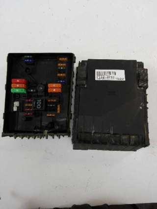 Recambio de caja reles / fusibles para volkswagen caddy ka/kb (2k) 2003-2010 furg. referencia OEM IAM 1T1937503A  