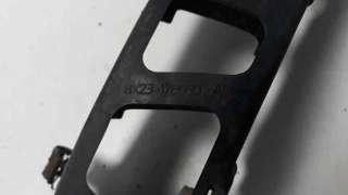 Recambio de molduras traseras para jaguar xf 2007-2015 3.0 v6 diesel premium luxury referencia OEM IAM 8X2317B930AF  