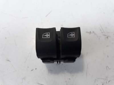 Recambio de mando elevalunas delantero izquierdo para renault clio iv 2012- dynamique referencia OEM IAM 254113300R IAF340017 
