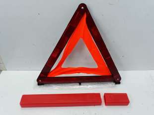 Recambio de triangulo emergencias para universal universal - universal referencia OEM IAM TRIANGULOEMER  