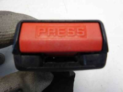 Recambio de juego cinturones trasero para peugeot 206 berlina 1998-2010 referencia OEM IAM   