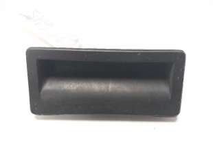 Recambio de maneta exterior porton para audi a4 ber. (b8) 2007-2015 e referencia OEM IAM 5N0827566B  