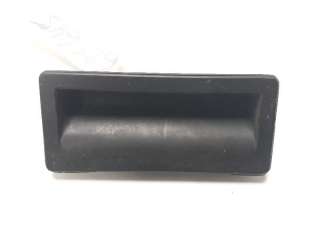 Recambio de maneta exterior porton para audi a4 ber. (b8) 2007-2015 e referencia OEM IAM 5N0827566B  