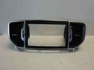 Recambio de rejilla aireadora para kia sportage 2015- drive 2wd referencia OEM IAM 84740F14200  