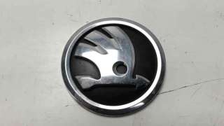 Recambio de molduras delanteras para skoda octavia lim. (5e3) 2013-2018 rs referencia OEM IAM 5JA853621  
