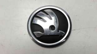 Recambio de molduras traseras para skoda octavia lim. (5e3) 2013-2018 rs referencia OEM IAM 5JA853621  