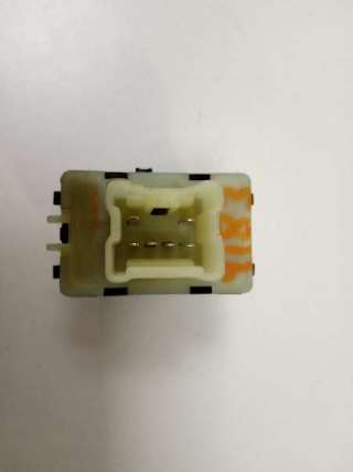 Recambio de mando elevalunas trasero derecho para dacia sandero 2012- sl audacia referencia OEM IAM 264214937R  