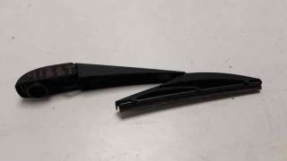 Recambio de brazo limpia trasero para toyota auris 2012-2019 active referencia OEM IAM 8524102060  