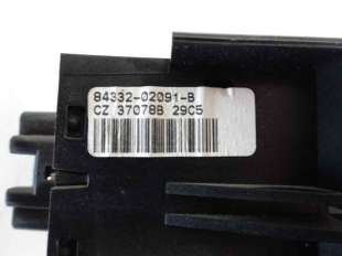 Recambio de warning para toyota corolla (e12) 2001-2007 2.0 turbodiesel cat referencia OEM IAM 8433202091B   2