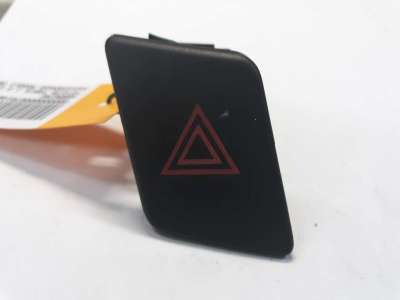 Recambio de warning para toyota yaris 2008-2011 1.0 cat referencia OEM IAM 843320D020  
