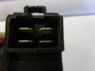 Recambio de motor cierre centralizado delantero derecho para hyundai h 1 1999-2007 referencia OEM IAM 957404A020  