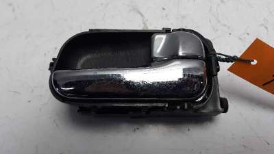 Recambio de maneta interior trasera derecha para nissan primera berlina (p11) 1996-1999 gx referencia OEM IAM   
