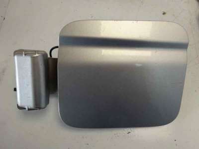 Recambio de tapa exterior combustible para kia cerato 2004-2007 1.6 cat referencia OEM IAM 692002F080  