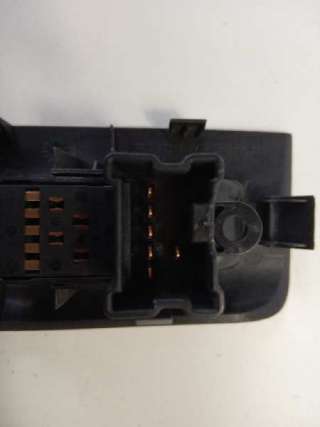 Recambio de mando elevalunas trasero derecho para nissan navara pick-up (d40m) 2005- 2.5 dci diesel cat referencia OEM IAM 82960