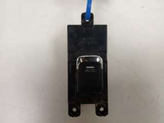 Recambio de mando elevalunas delantero derecho para kia cee´d 2012-2018 drive referencia OEM IAM 4C25101000  