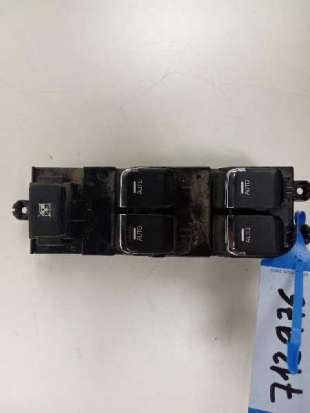 Recambio de mando elevalunas delantero izquierdo para kia cee´d 2012-2018 drive referencia OEM IAM 93570A2200  