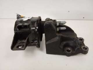 Recambio de soporte motor izquierdo para kia cee´d 2012-2018 drive referencia OEM IAM 21830A5400  