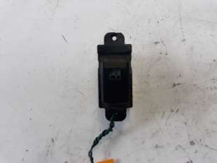Recambio de mando elevalunas trasero derecho para kia rio 2000-2005 1.3 cat referencia OEM IAM 935762D000