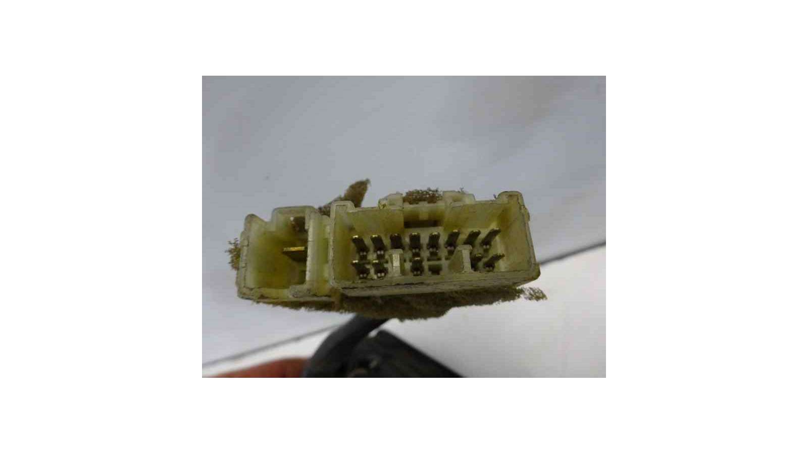 Recambio de mando elevalunas delantero izquierdo para mg serie 200 (xw) 1990-1999 1.4 16v referencia OEM IAM    Recambio de mando elevalunas delantero izquierdo para mg serie 200 (xw) 1990-1999 1.4 16v referencia OEM IAM