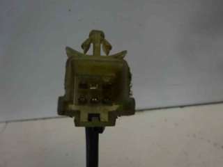 Recambio de mando elevalunas delantero derecho para mg serie 200 (xw) 1990-1999 referencia OEM IAM YUF10057  